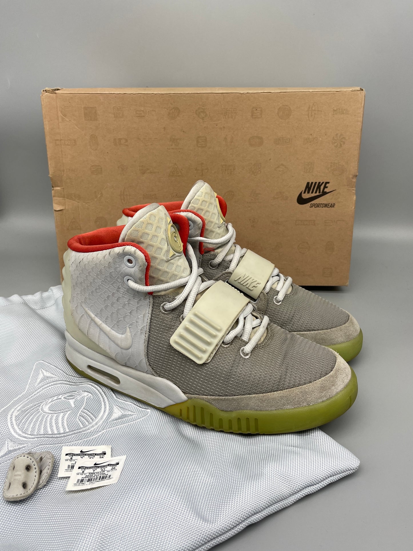 Nike Air Yeezy 2 Pure Platinum 41