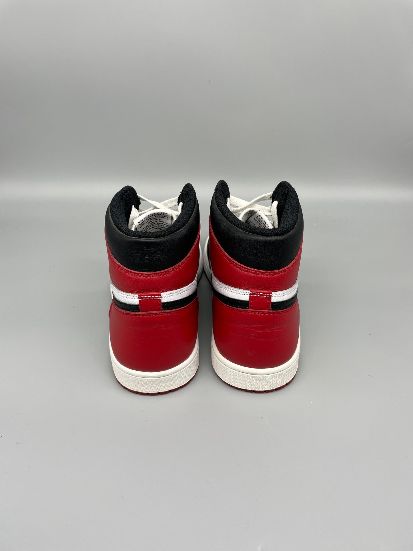 Jordan 1 High Black Toe 44,5