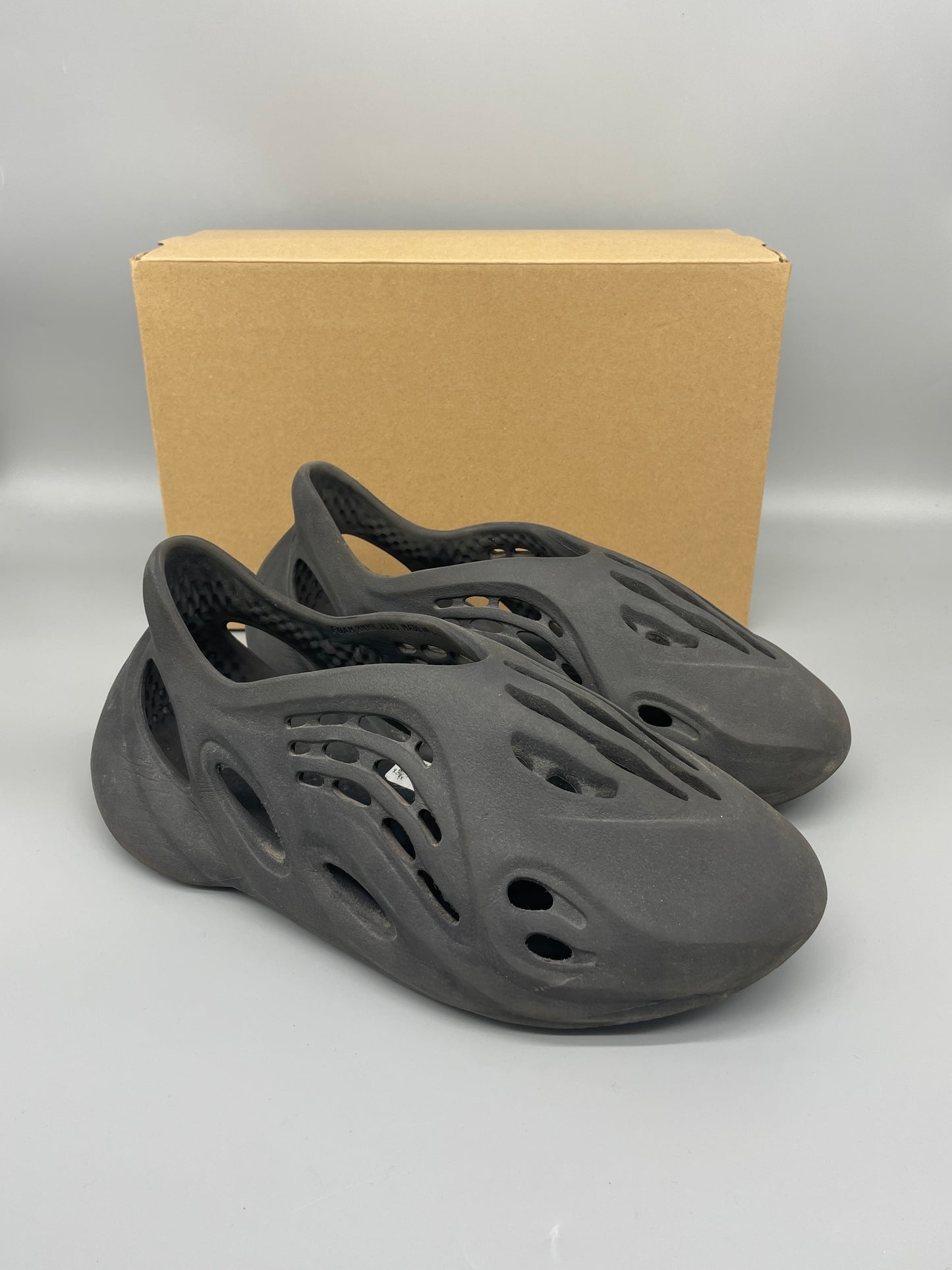 Yeezy Foam Runner Onyx 46