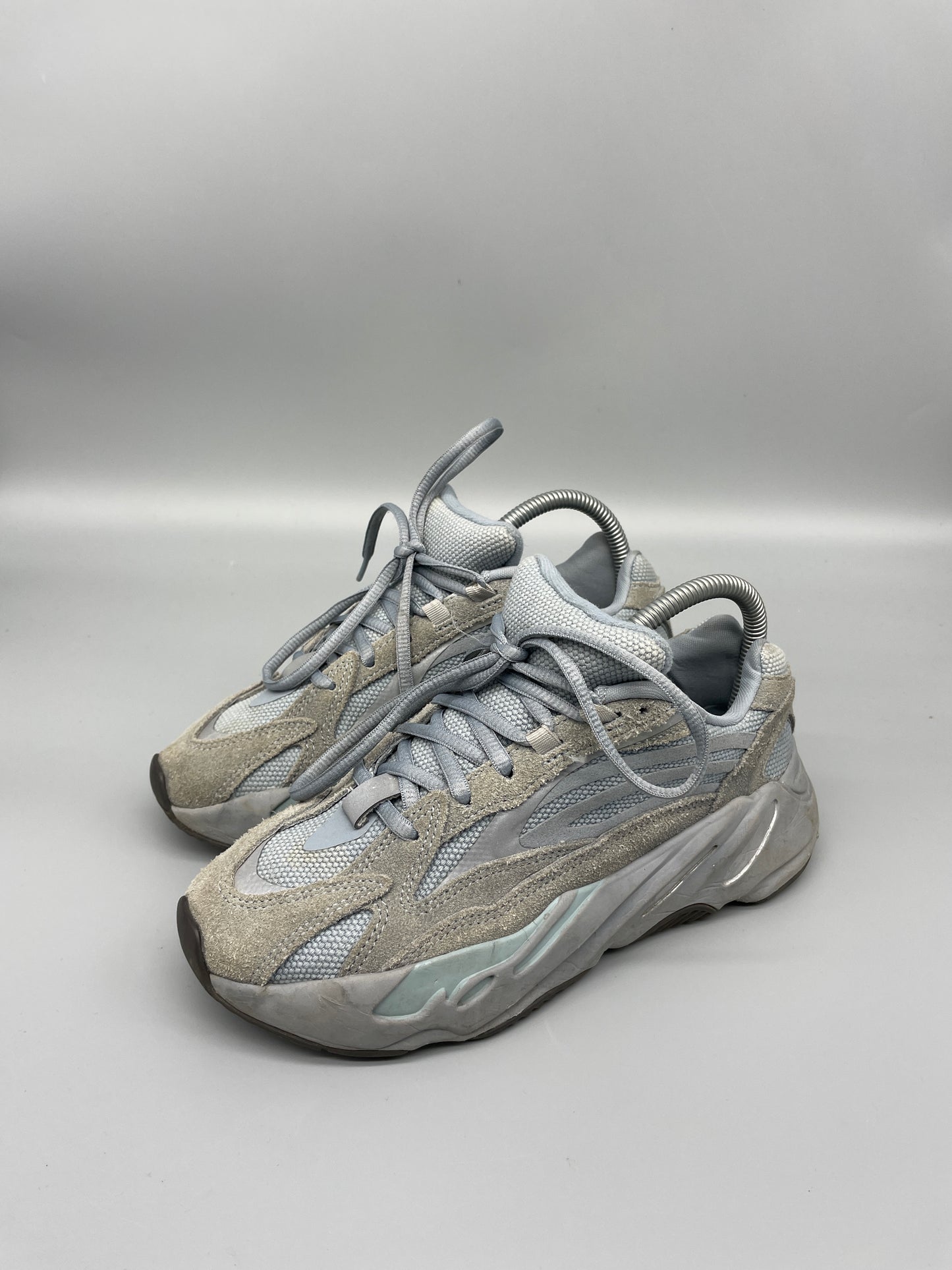Yeezy 700 Hospital Blue 38