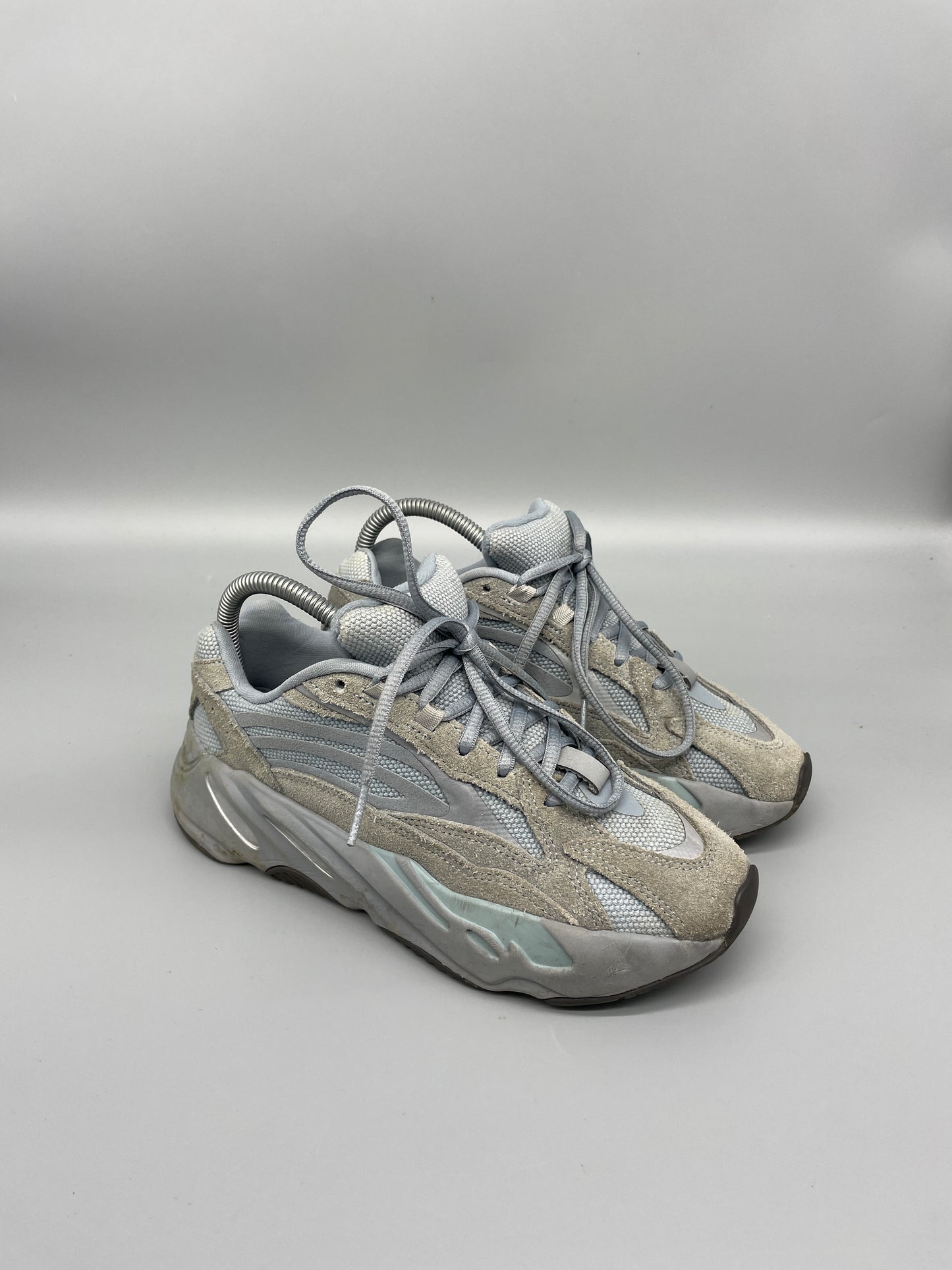 Yeezy 700 Hospital Blue 38