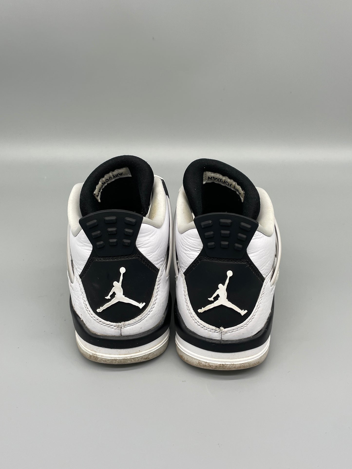 Jordan 4 Military Black GS 40