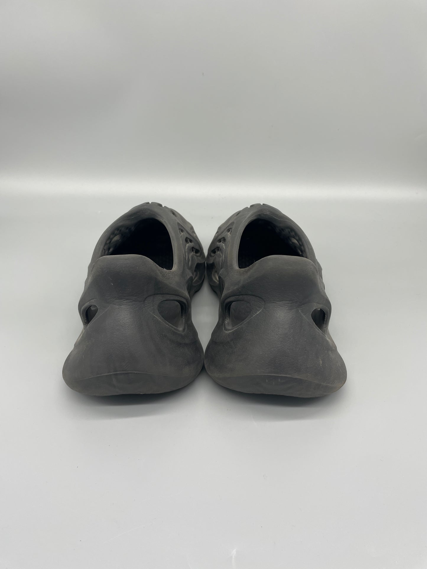 Yeezy Foam Runner Onyx 46
