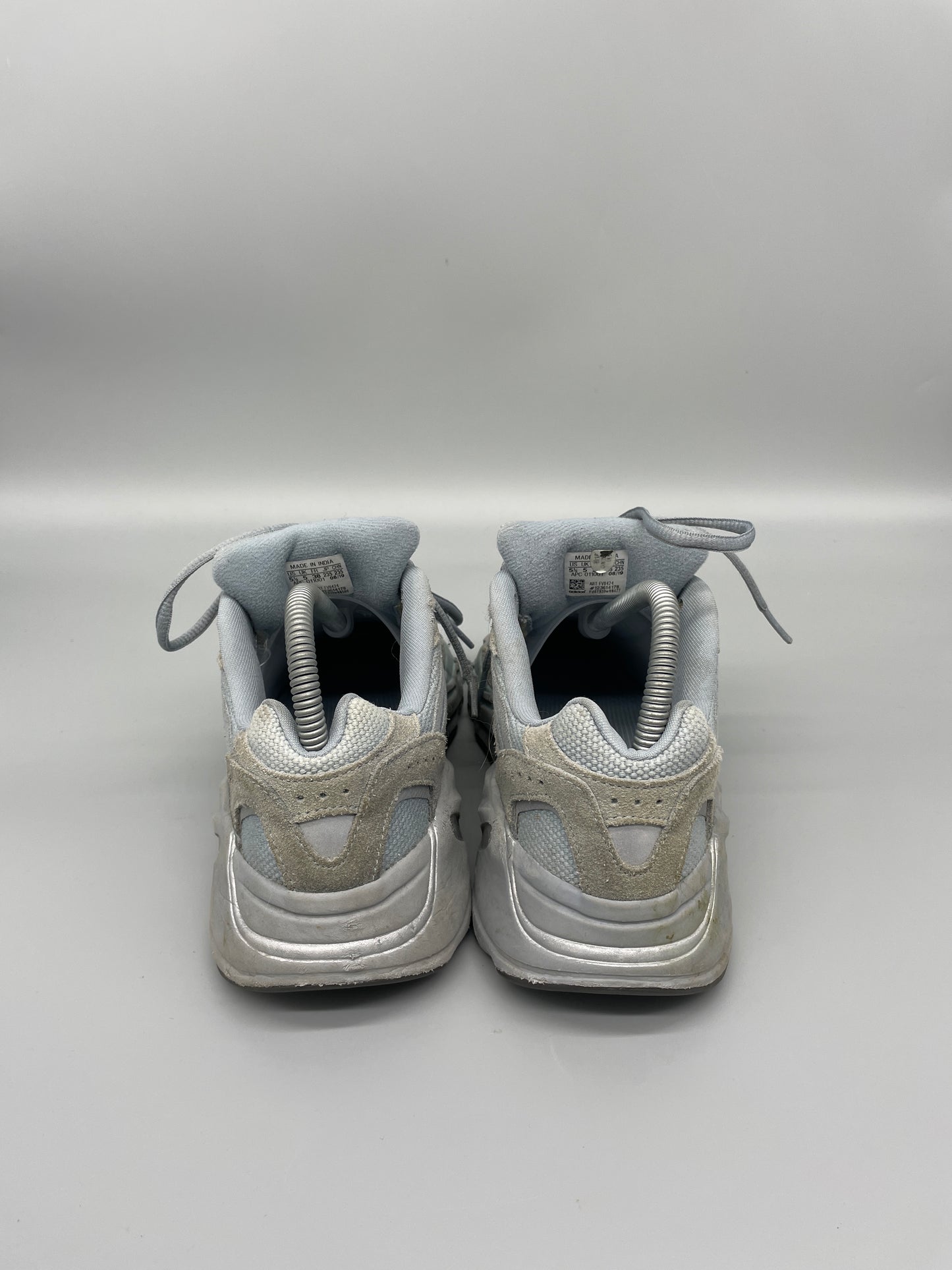 Yeezy 700 Hospital Blue 38