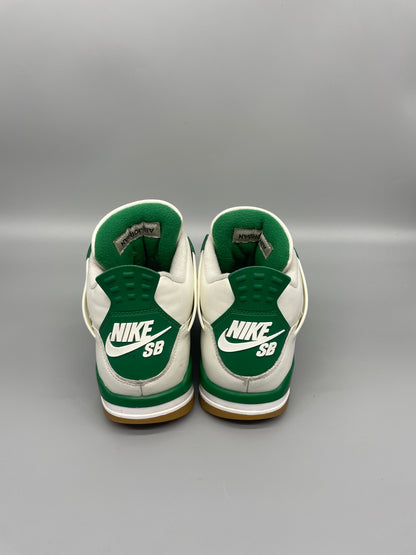 Jordan 4 SB Pine Green 41