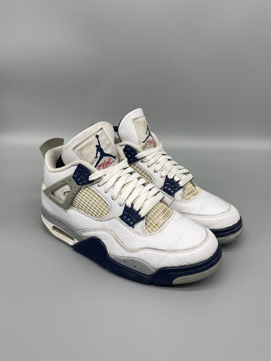 Jordan 4 Midnight Navy 41