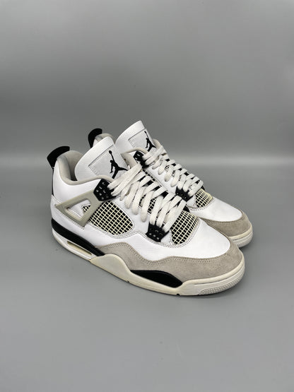 Jordan 4 Military Black 44,5