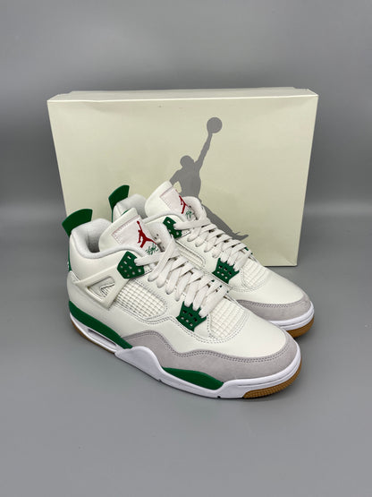 Jordan 4 SB Pine Green 42,5