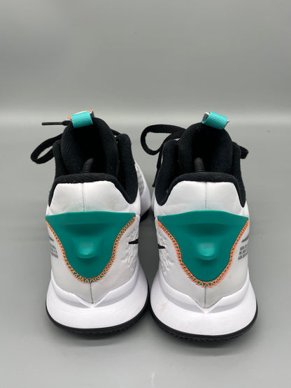 LeBron Witness V White Clear Jade 44
