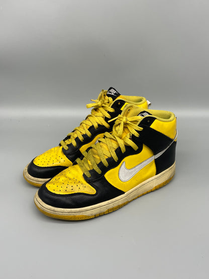 Dunk High Yellow 2011 44