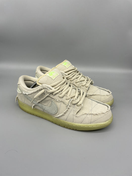 Dunk Low SB Mummy 45