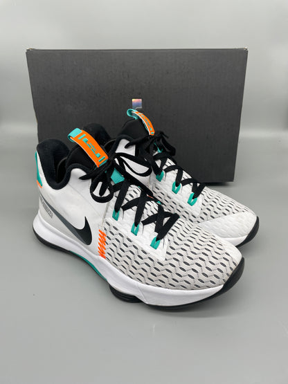LeBron Witness V White Clear Jade 44