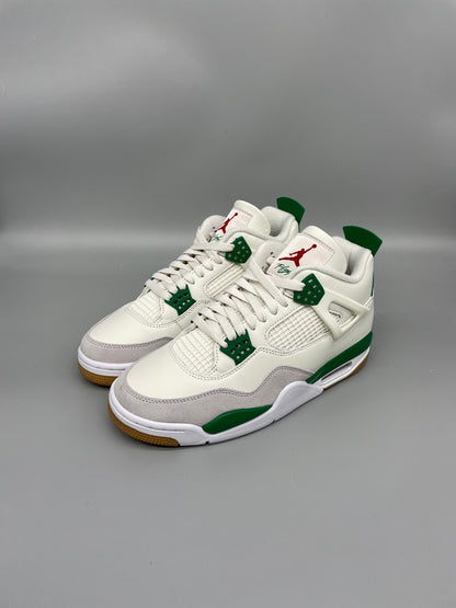 Jordan 4 SB Pine Green 42,5